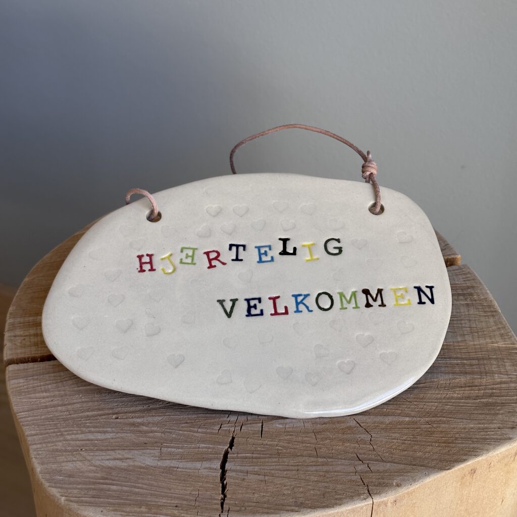 HJERTELIG VELKOMMEN